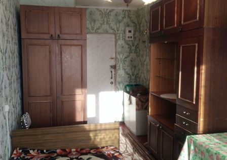 Продаётся комната в 5-комн. квартире